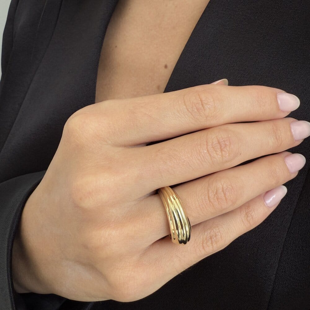 Jennifer Zeuner Nic Ring