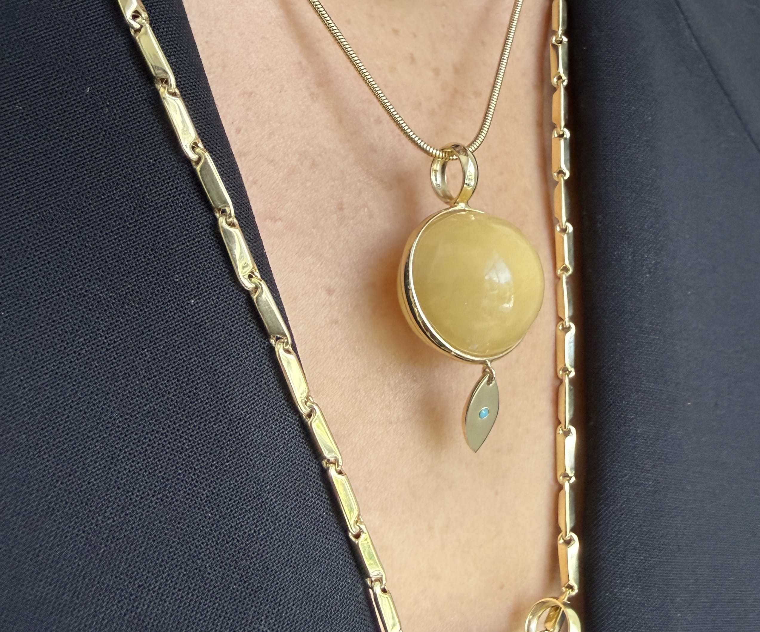 Jennifer Zeuner Nikita Charm