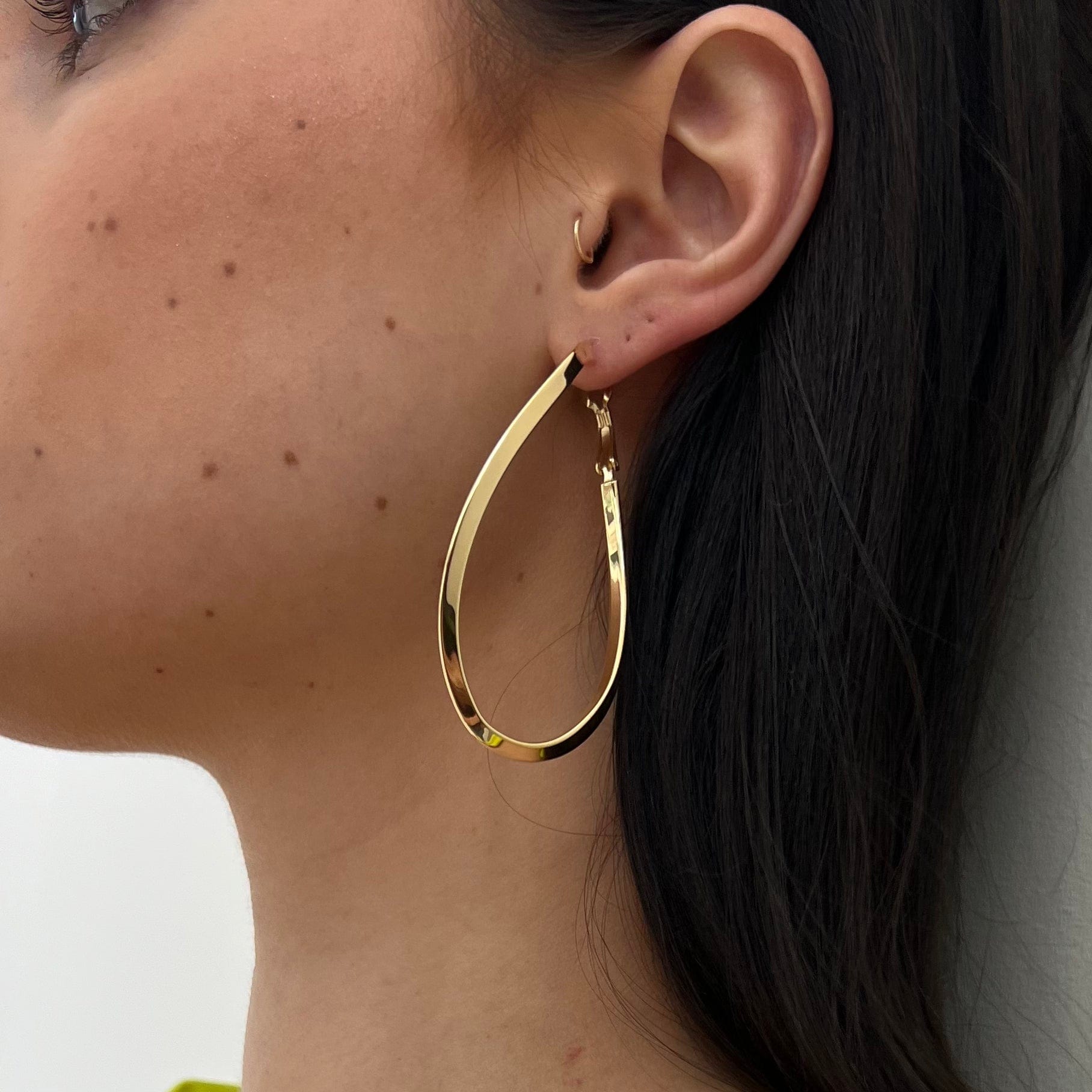 Jennifer Zeuner Jewelry Alex 2.5" Hoops