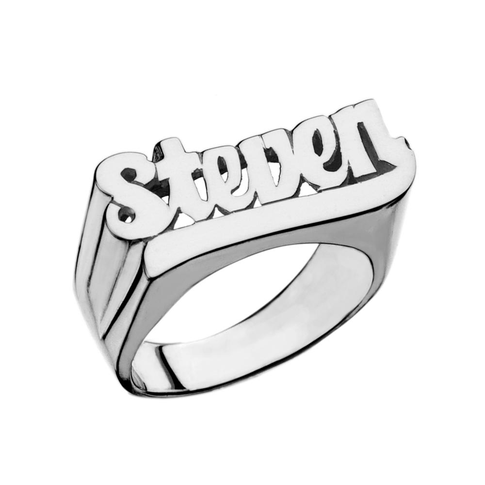Jennifer Zeuner Jewelry Mackenzie Cursive Nameplate Ring